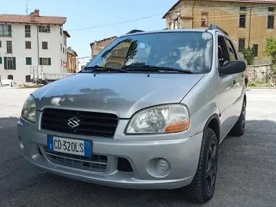 Usata Suzuki Ignis 83 CV (61 kW) 2002 Utilitaria