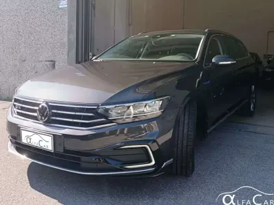 Begagnad VW Passat GTE 156 HK (114 kW) 2022 Grå Kombi
