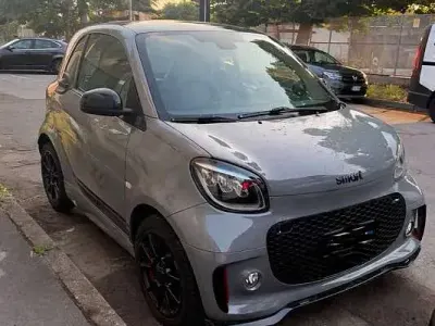 Usata Smart ForTwo Coupé Brabus 41 kW (56 CV) 2020 Grigio Utilitaria