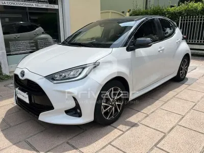 Usata Toyota Yaris Hybrid