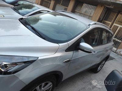 Usata Ford Kuga 120 CV (88 kW) 2019 Grigio SUV