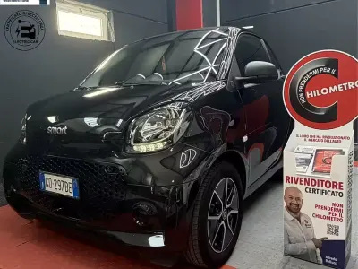 Usata Smart ForTwo Electric Drive Passion 41 kW (56 CV) 2020 Nero Berlina