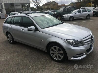 Usata Mercedes C220 170 CV (125 kW) 2011 Grigio Station wagon