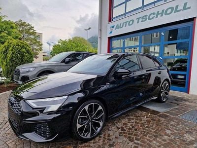 Usata Audi A3 S-line plus 190 CV (139 kW) 2022 Mythosschwarz metallic Berlina