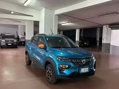 Usata Dacia Spring Comfort Plus 18 kW (25 CV) 2022 Bluazzurro Utilitaria