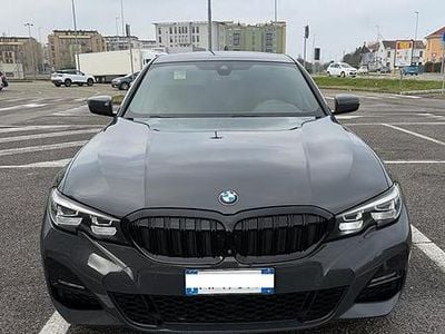 Begagnad BMW 320 M Sport 190 HK (139 kW) 2019 Grå Sedan