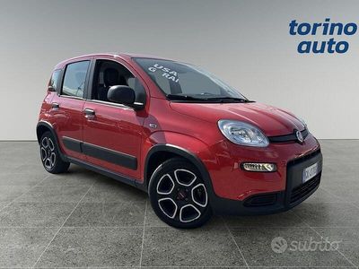 Usata Fiat Panda City Life 70 CV (51 kW) 2022 Rosso Utilitaria