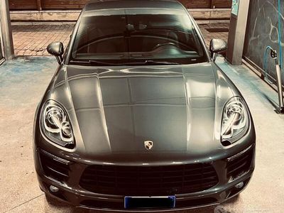 Porsche Macan S