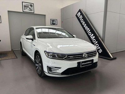 Usata VW Passat GTE 156 CV (114 kW) 2017 Bianco Berlina