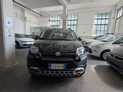 Usata Fiat Panda Cross Cross 95 CV (69 kW) 2016 Nero Utilitaria