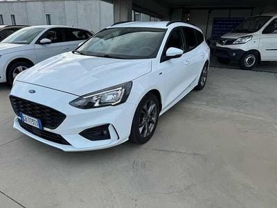 Usata Ford Focus ST-Line 125 CV (91 kW) 2020 Bianco Station wagon