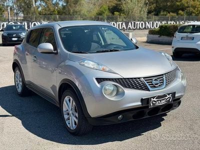 Usata Nissan Juke Tekna 110 CV (80 kW) 2011 Grigio SUV