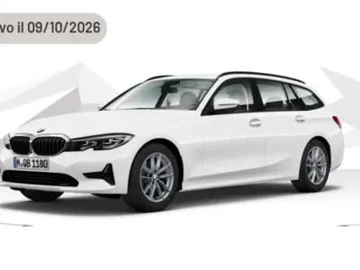 Begagnad BMW 330 Comfort Edition 245 HK (180 kW) 2023 Silver Kombi