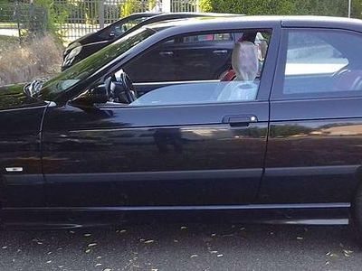 Usata BMW 323 170 CV (125 kW) 1997 Nero Berlina