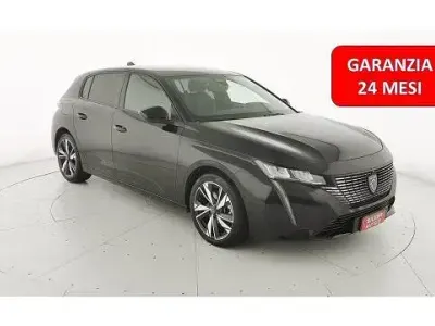 Usata Peugeot 308 Allure 131 CV (96 kW) 2023 Nero metallizzato Berlina