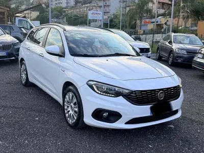 Usata Fiat Tipo Lounge 95 CV (69 kW) 2019 Bianco Station wagon