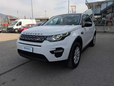 Usata Land Rover Discovery SE 150 CV (110 kW) 2016 Bianco SUV