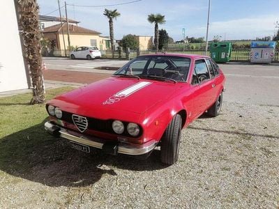 Usata Alfa Romeo Alfetta GT/GTV 122 CV (89 kW) 1976 Rosso Coupé