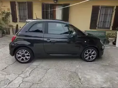 Usado Fiat 500 69 CV (50 kW) 2019 Negro Utilitario