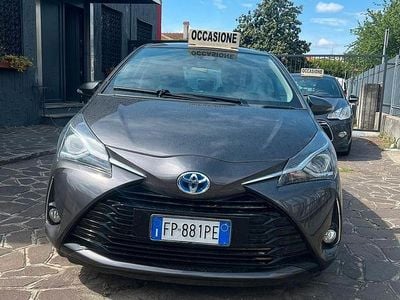 Second-hand Toyota Yaris Active 111 CP (81 kW) 2018 Gri Berlinǎ
