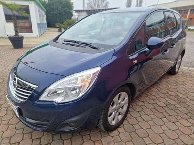 Usata Opel Meriva Cosmo 101 CV (74 kW) 2011 Blu scuro Monovolume