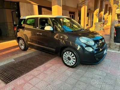 Usata Fiat 500L Living 120 CV (88 kW) 2016 Nero Monovolume