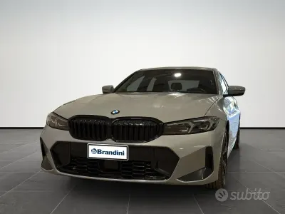 Usata BMW 320e M Sport 190 CV (139 kW) 2025 Brooklin grey met. Berlina