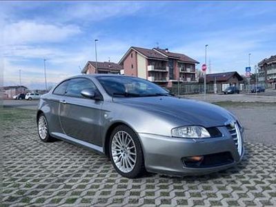Usata Alfa Romeo GT 149 CV (109 kW) 2005 Argento Coupé