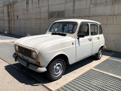 Renault R4