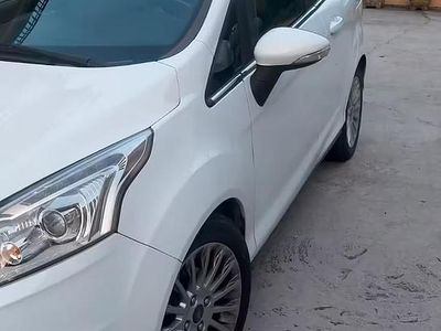 Usata Ford B-MAX 100 CV (73 kW) 2013 Bianco Monovolume