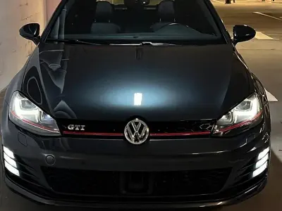 Usata VW Golf VII GTI 220 CV (161 kW) 2014 Berlina