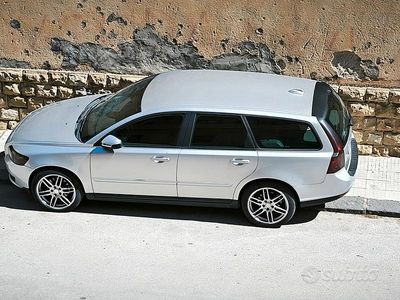Usata Volvo V50 136 CV (100 kW) 2013 Grigio Station wagon