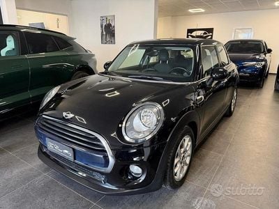 Nero Usata 2016 Mini Cooper D Utilitaria | 9990 € (Buon prezzo)