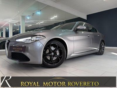 Usata Alfa Romeo Giulia Super 150 CV (110 kW) 2018 Grigio Berlina