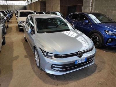 Usata VW Golf VIII Style 150 CV (110 kW) 2025 Grigio Berlina
