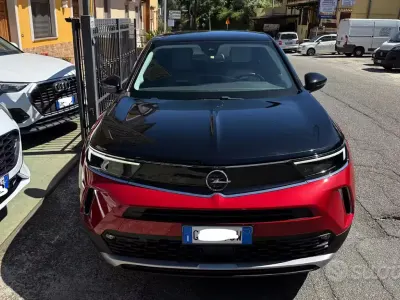 Usata Opel Mokka Elegance 110 CV (80 kW) 2022 Nero SUV