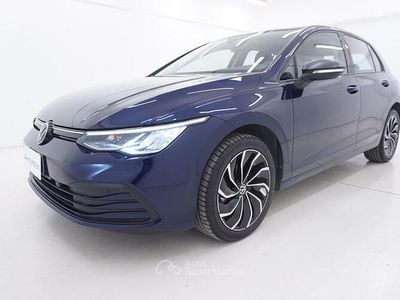 Usata VW Golf VIII 110 CV (80 kW) 2024 Blu Berlina