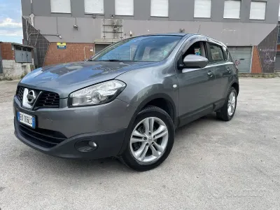 Usata Nissan Qashqai 116 CV (85 kW) 2011 Grigio SUV