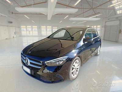 Nero Usata 2021 Mercedes B160 Business Monovolume | 16.900 € (Buon prezzo)