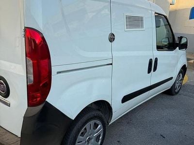 Usata Fiat Doblò 95 CV (69 kW) 2017 Bianco Monovolume