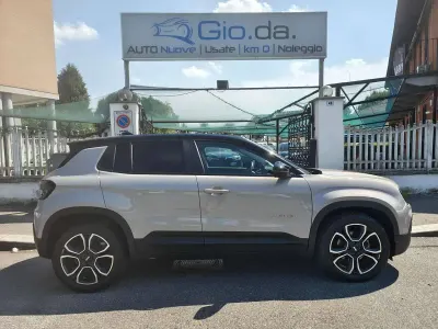 Usata Jeep Avenger EV Summit 114 kW (156 CV) 2024 Grigio SUV