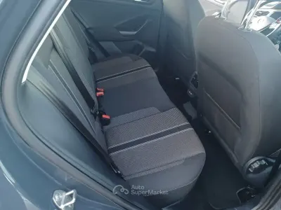 Usata VW T-Roc Business 110 CV (80 kW) 2021 Grigio SUV