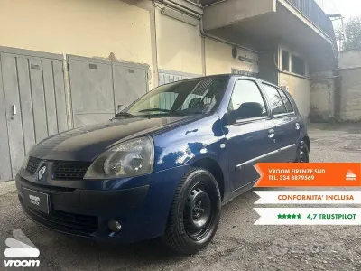 Brugt Renault Clio II 75 HK (55 kW) 2005 Blå Hatchback