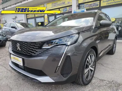 Usata Peugeot 3008 Allure 131 CV (96 kW) 2021 Grigio SUV