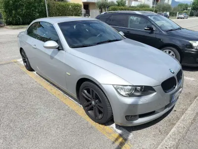 Usata BMW 320 150 CV (110 kW) 2008 Grigio Cabrio