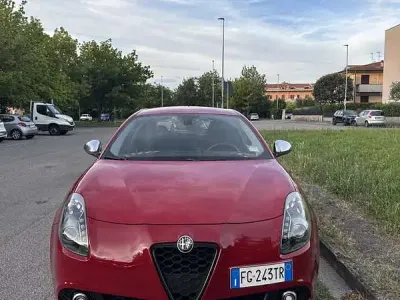 Usata Alfa Romeo Giulietta Super 120 CV (88 kW) 2018 Utilitaria