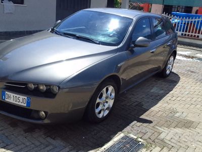 Alfa Romeo 159