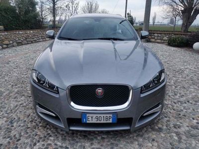 usata Jaguar XF Sportbrake 2.2 D 200 CV R-Sport