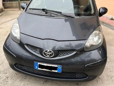 usata Toyota Aygo Aygo 1.0 12V VVT-i 5 porte Sol