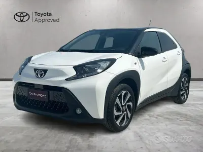Usata Toyota Aygo X Trend 72 CV (52 kW) 2025 Bianco SUV